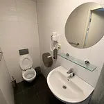 Xplore Hostel