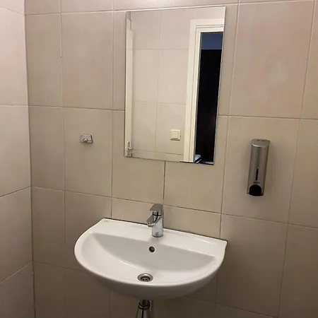Xplore Hostel *