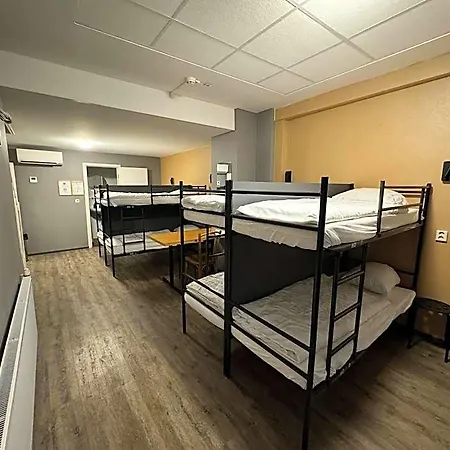 Hostel Xplore
